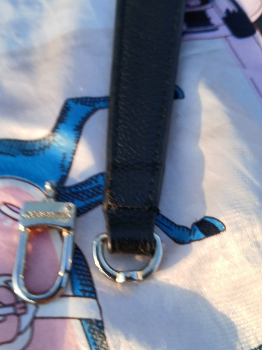 Louis Vuitton NeoNoe MM Black Empreinte Leather – Authentic – Repair Needed - Picture 14 of 16